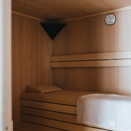Brondstott Farm & Kronplatz Apartment